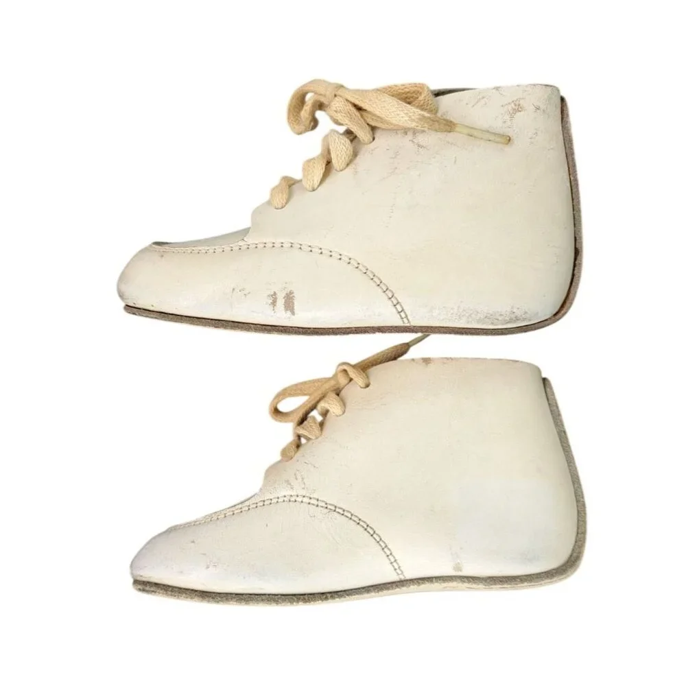 Vintage Baby Leather Lace Up Ankle Boots Shoes Cream Size 3.5 Hand Lasted Mocs